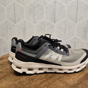 On Running Gray and Black Sneakers